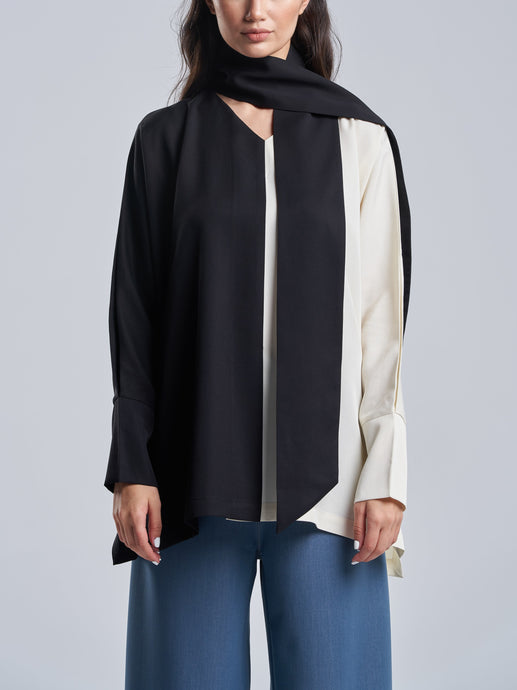 Two Toned Top in Classic Black and Off-white